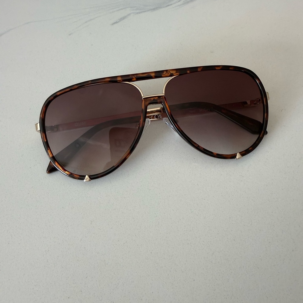 Quay High Profile Sunglasses- Dark Tortoise Frame/Brown Lenses